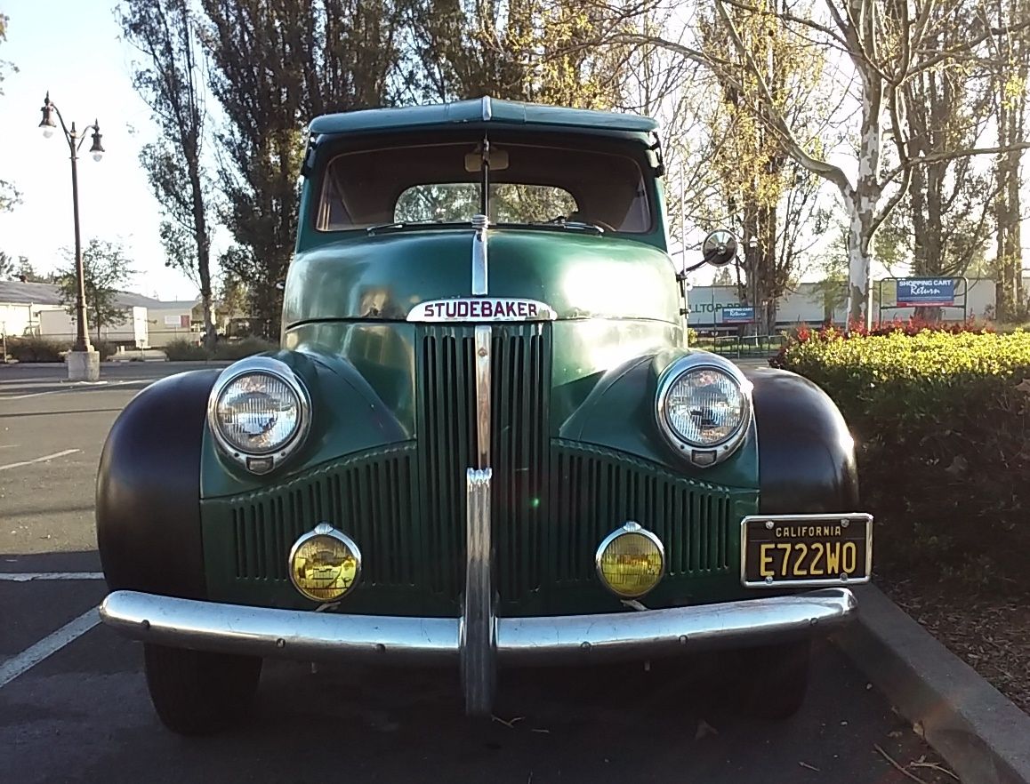 (first posted 4/13/2017)    Now that’s a face I could stare at for a while. I just love these Studebaker M-Series trucks, built from 1941 – 1948. And not just because [&hellip;]