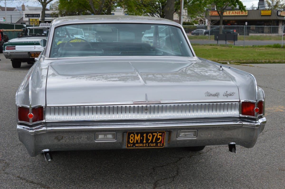 (first posted 5/18/2017)    When I first saw this Olds 98 coupe at the Cohort, shot by William Rubano, its understated and rather formal elegance is what caught my eye. [&hellip;]