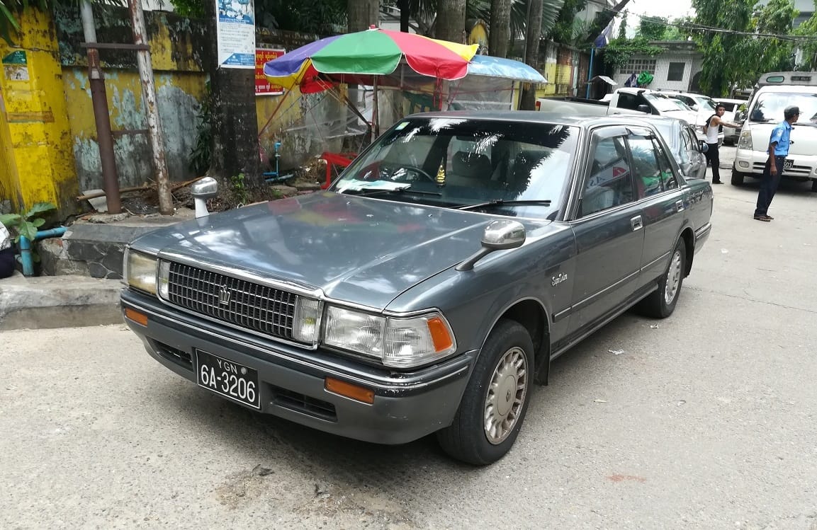 The good ol’ Crown. Toyota made generation after generation of these cars, yet they stayed pretty much the same. Well, it was the tried and tested American model: keep the [&hellip;]