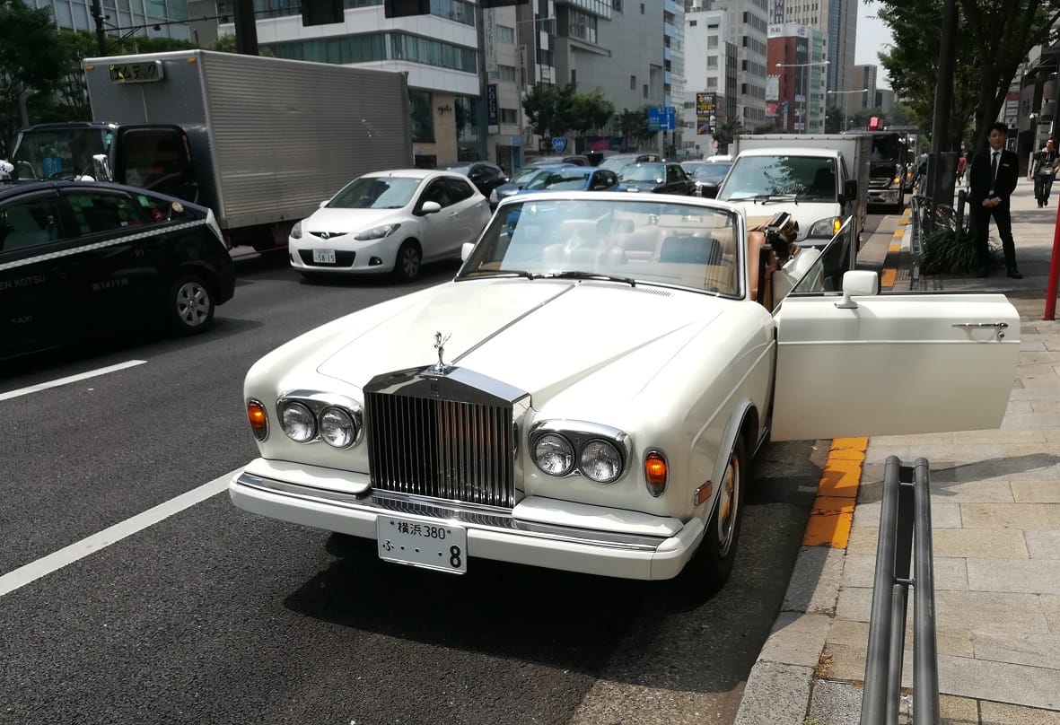 (first posted 7/9/2017)     It was a hot day to be out and about in Shibuya, one of Tokyo’s trendier districts. And it seems whoever owned this Corniche was so [&hellip;]