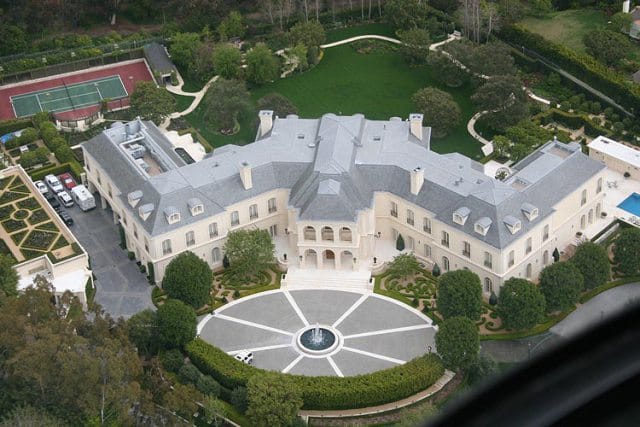 Vintage Reviews & Commentary: 1977 Ford Pinto - Sabrina Duncan, Your New Company Car Has Arrived 9 The Manor spelling
