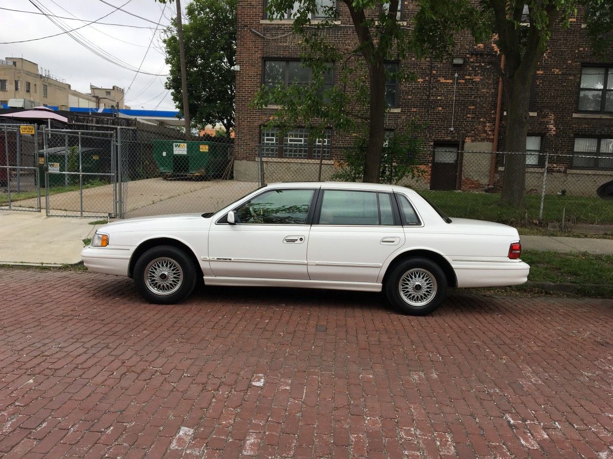 (first posted 7/18/2017)       Launched to critical acclaim, the 1988 Continental was Lincoln’s first front-wheel-drive model and a technology showcase for Ford’s luxury brand. After a positive reception from [&hellip;]