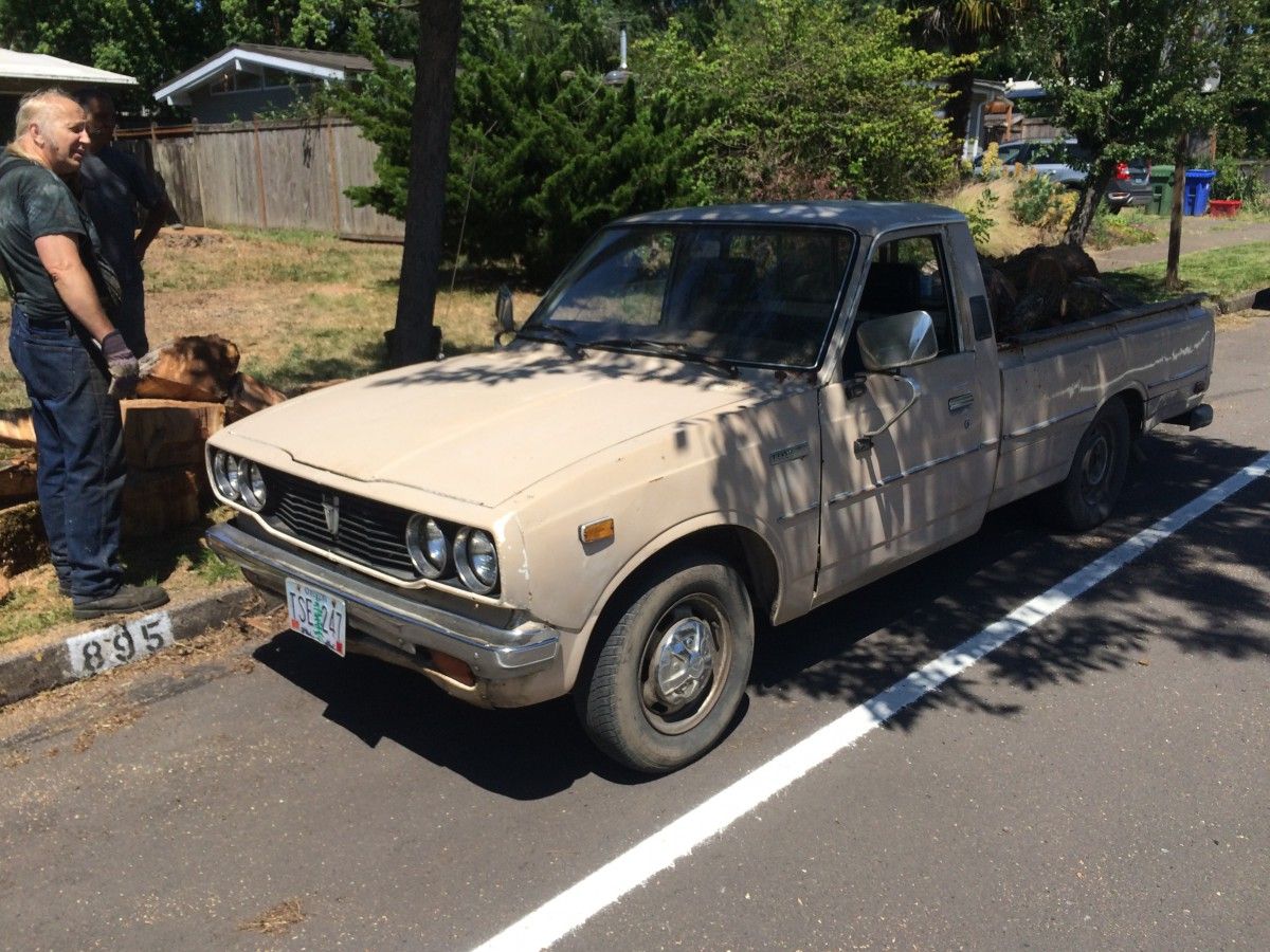 I’ve documented a whole lot of these old Toyota pickups still at work in and around Eugene. And then the other day, I came across this scene a few blocks [&hellip;]