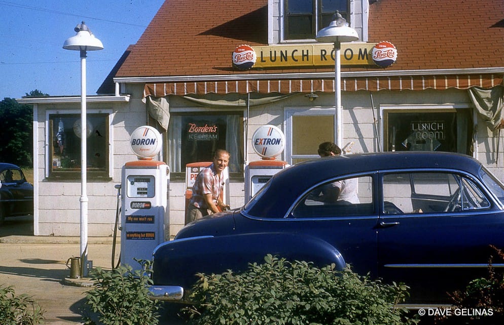 click on images for larger size (first posted 9/11/2017)       Time to go back and pay another visit to Dave Gelina’s Flickr page of his collection of vintage Kodachorme [&hellip;]