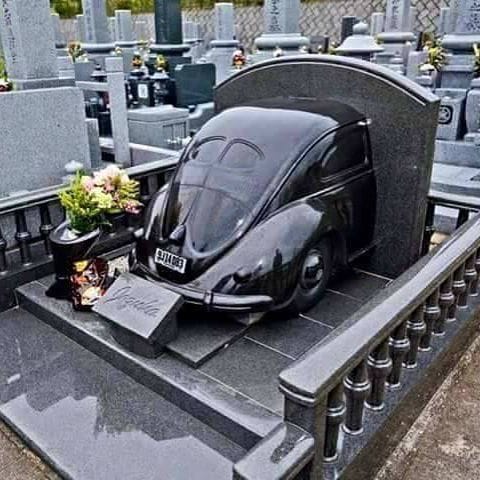 Car Show Classic: 2003 VW Type 1 Beetle: Last of the Mohicans 12 headstone