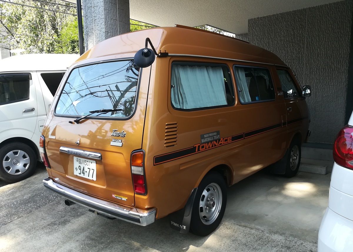 (first posted 10/20/2017)       One-box cars and minivans, especially the shorter ones, tend to be called “bread loaf” in several languages – including Mandarin, Russian, Burmese and doubtless plenty [&hellip;]
