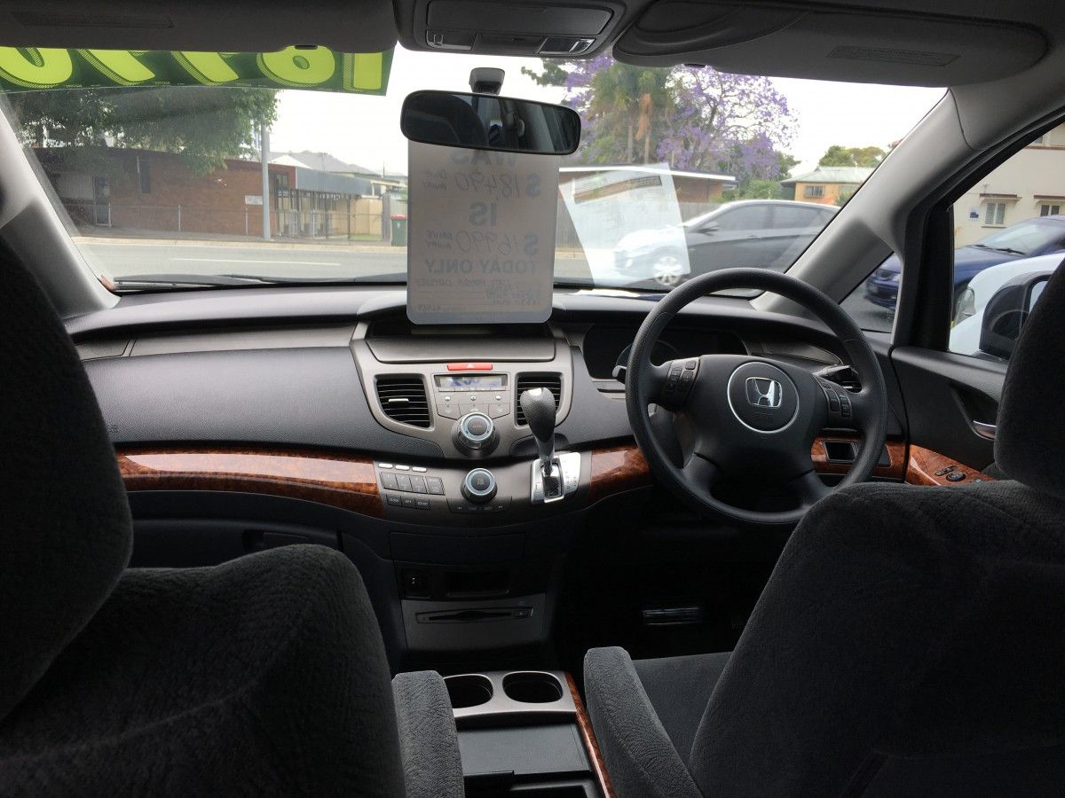 2004-08 & 2008-13 Honda Odyssey – World’s Sexiest Minivan 5 honda odyssey interior