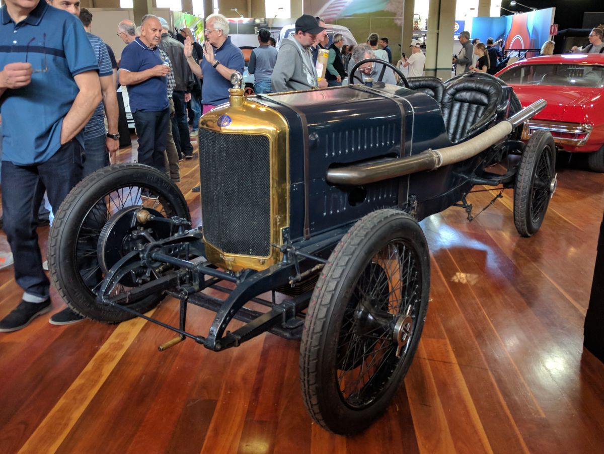 Seeing as Don Andreina has posted a lot of the special cars that were at this year’s Motorclassica show, but with respect he only scratched the surface.  I realise that [&hellip;]