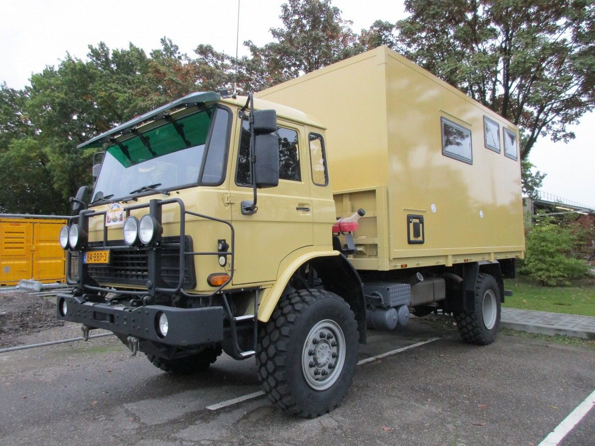 CC Global: 2017 DAF Museum Days – Miscellaneous Items The last 2017 museum days tour starts with an expedition vehicle. Originally a 1989 DAF YA 4442 4×4 military truck with the truck maker’s 180 hp 6.2 liter DNT engine.