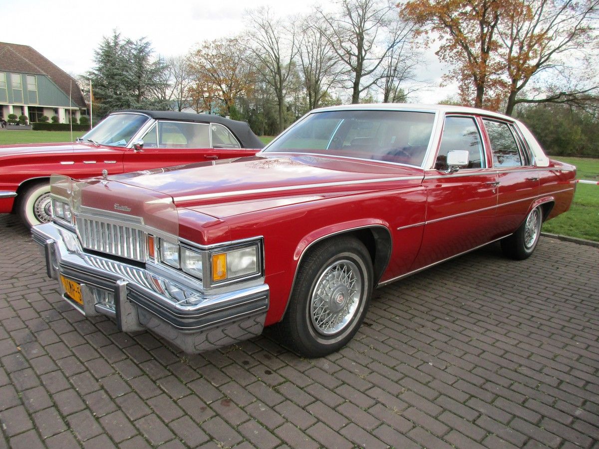 The whole spectrum of Classic Americana was on display at the November 2017 edition of the Autotron classic car show. A good number was outside, in the brick paver parking [&hellip;]