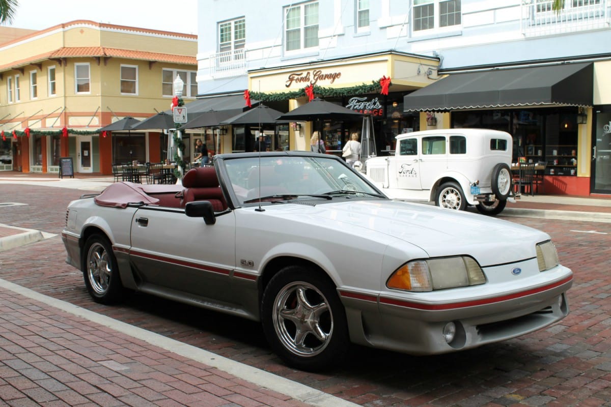 Five years back, I saw this beautiful, late-third-generation Mustang GT soft top while on my way to meet my brother for an after-work cocktail.  His law office is mere blocks [&hellip;]