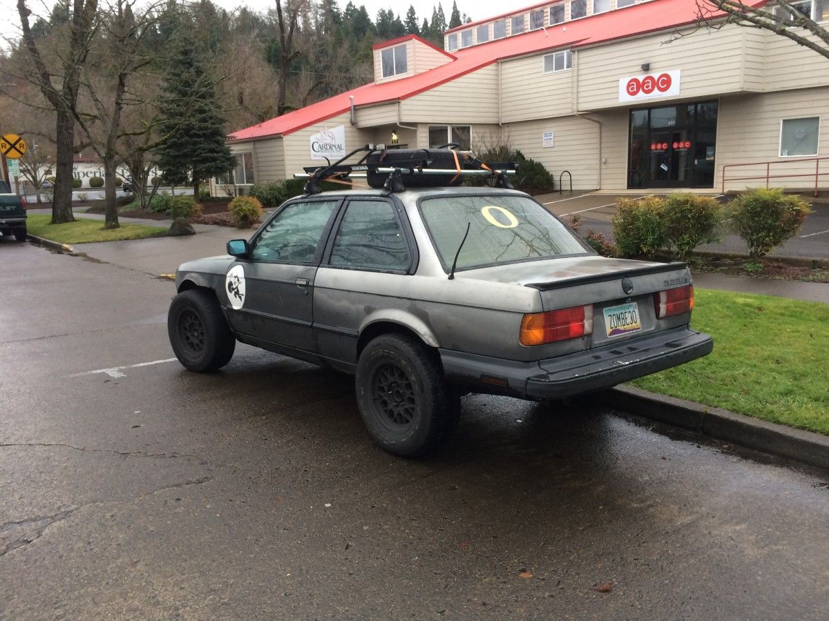 Now this is something a bit off the beaten path, even for Eugene. A jacked-up, big-wheeled BMW 325Is. And no, it’s not AWD. Has the SUV fad gone a bit [&hellip;]