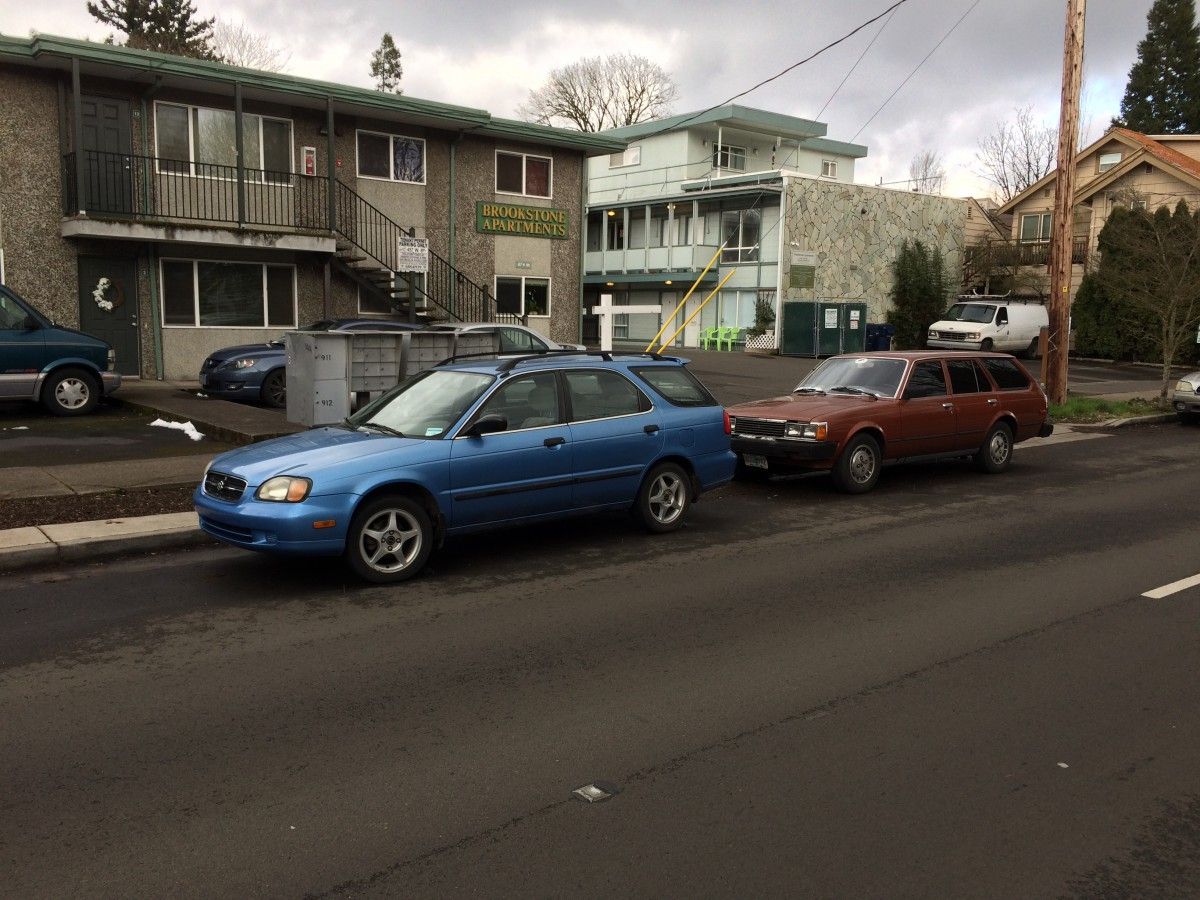 I’ve shown you this vintage Corona wagon before, but this time as we walked past, it was joined by this Suzuki Esteem wagon, which made the duo shoot-worthy, again.