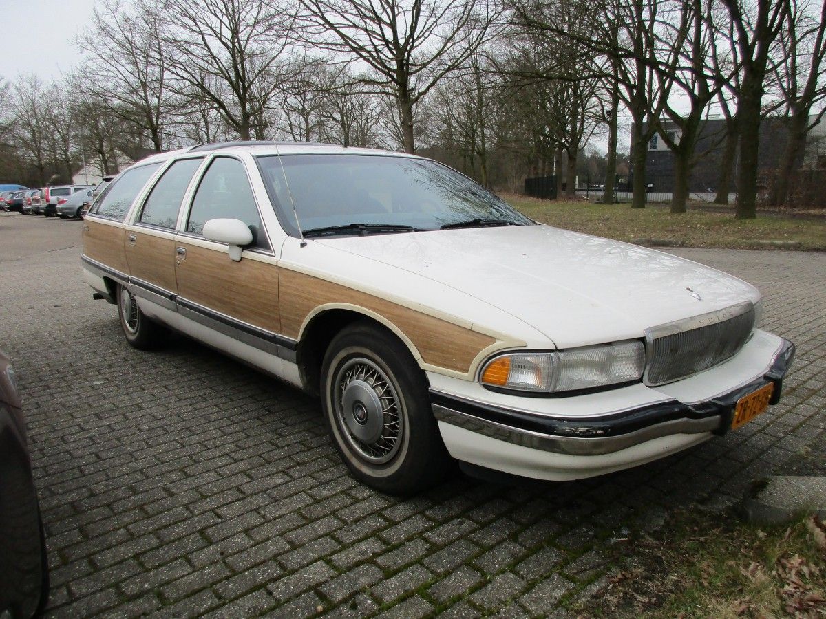 The nineties, that was the last decade that a select group of Dutch uncles and (grand) fathers still bought brand new American Fords, Lincolns, Mercuries, Chevrolets, Buicks and Cadillacs. Nothing [&hellip;]
