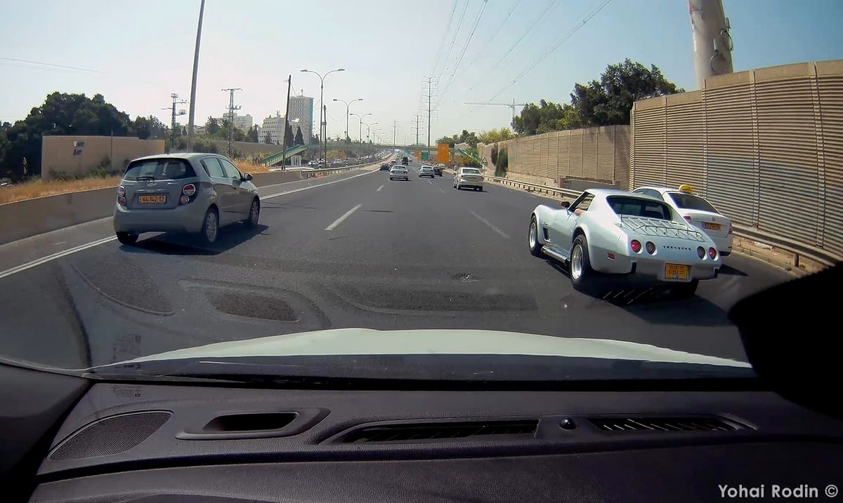 This unmistakable C3 was caught with my faithful dash-cam, cruising in the holiday traffic (it was a long weekend here in Israel, the second Passover holiday mixing with the regular [&hellip;]