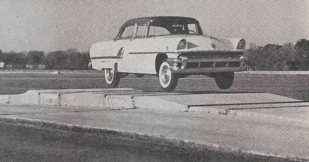 (first posted 4/19/2018)    Last week, Paul couldn’t help but love the stylish “Mid-Century” grille on this 1955 Monterey 2-Door Hardtop–a true Curbside Classic.  But how was the rest of [&hellip;]