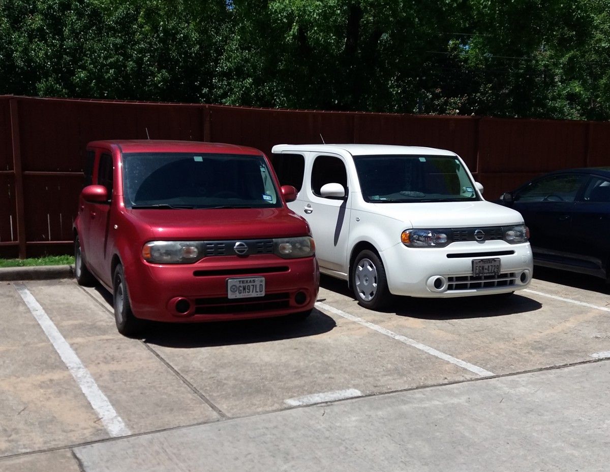(first posted 5/1/2018)    CC reader Franco P. sent me this shot of two Nissan Cubes side-by-side. A while back, this might not have been so unusual, but the Cube [&hellip;]