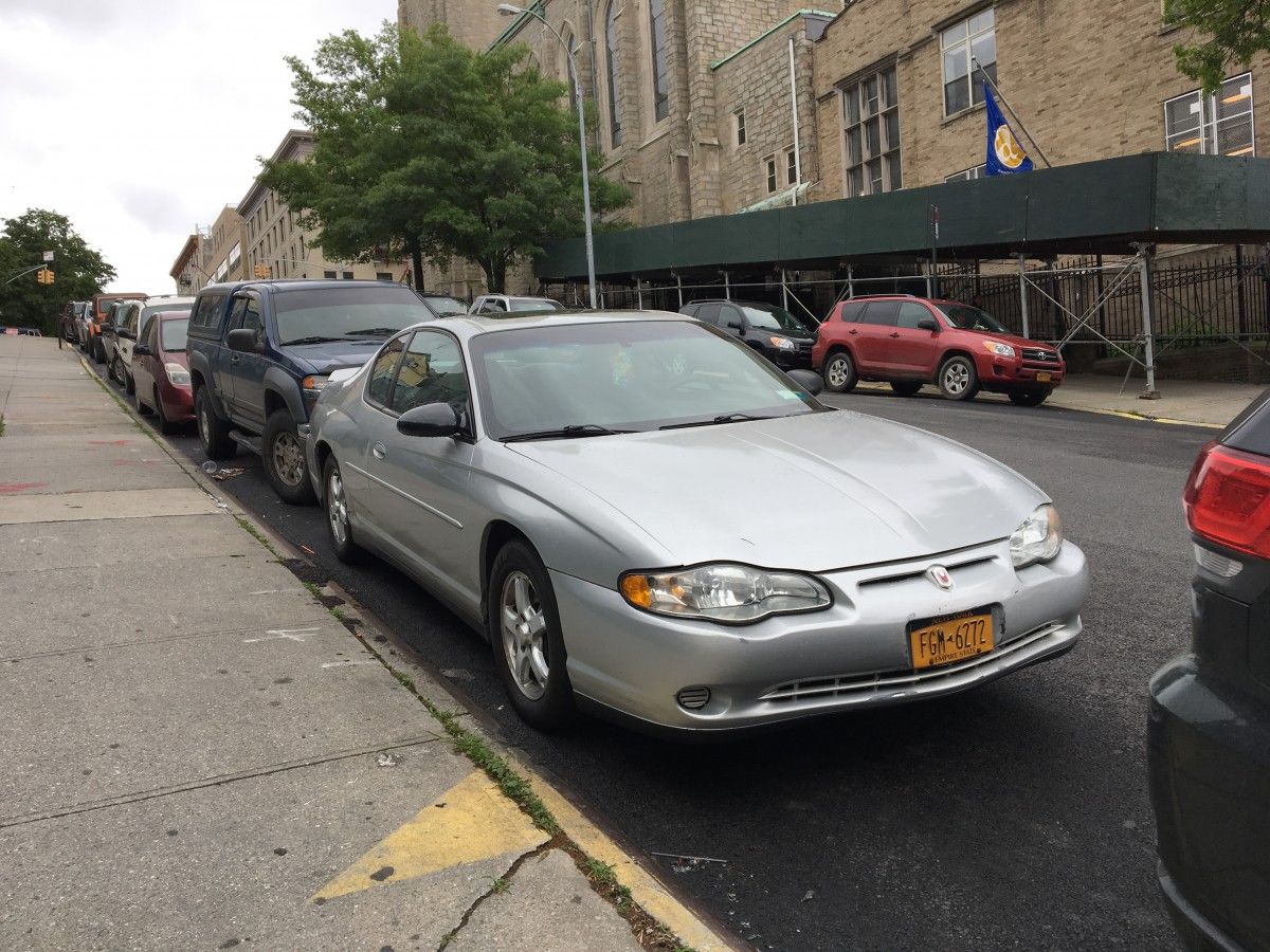 (first posted 5/1/2018)      Thunderbird, dead as a dodo. Eldorado, from gold to scrap metal. Riviera, washed away. Lincoln Mark, assassinated. By 2006, the personal luxury coupe – the [&hellip;]