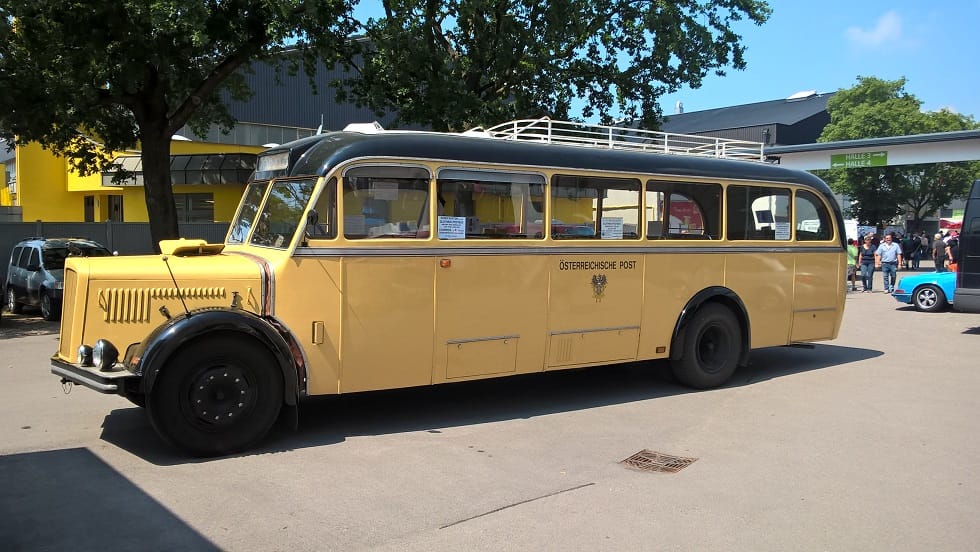 (first posted 5/18/2018)     When I ran across these shots of this Gräf und Stift Austrian Post bus from the 1950s at the Cohort (posted by T Minor), I had [&hellip;]