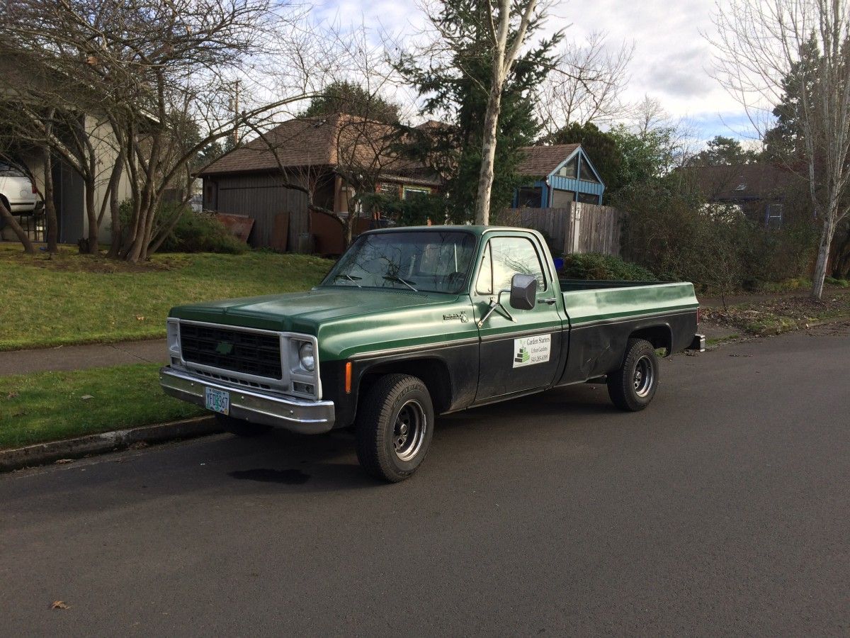(first posted 6/25/2018)  The ratio of old Ford to Chevy pickups from the mid-70s through the 80s here is clearly a bit lopsided. And obviously it’s not rust that’s a [&hellip;]