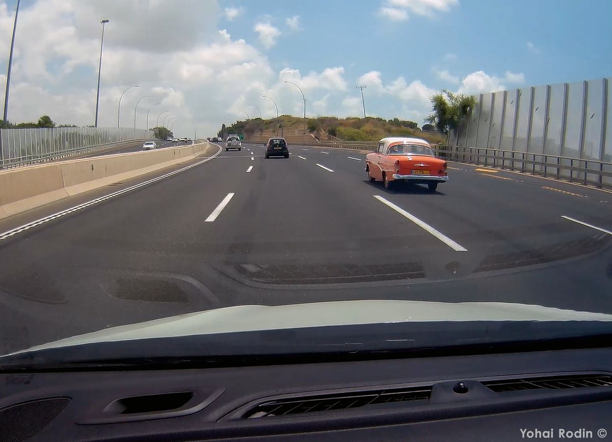 Dash-Cam Outtake: Opel Rekord P1 Recently I’ve been filing up with dash-cam captures, and it’s about time I shared them with you. I’ll start from the most orange of oranges.