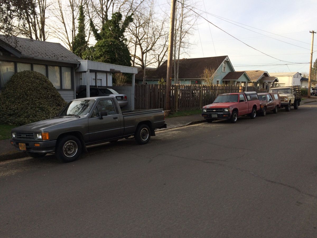 Birds of a feather flock together. I’m not so sure they’re all “of a feather” other than being elderly pickup trucks. Well, strictly speaking, the Ford at the end has [&hellip;]