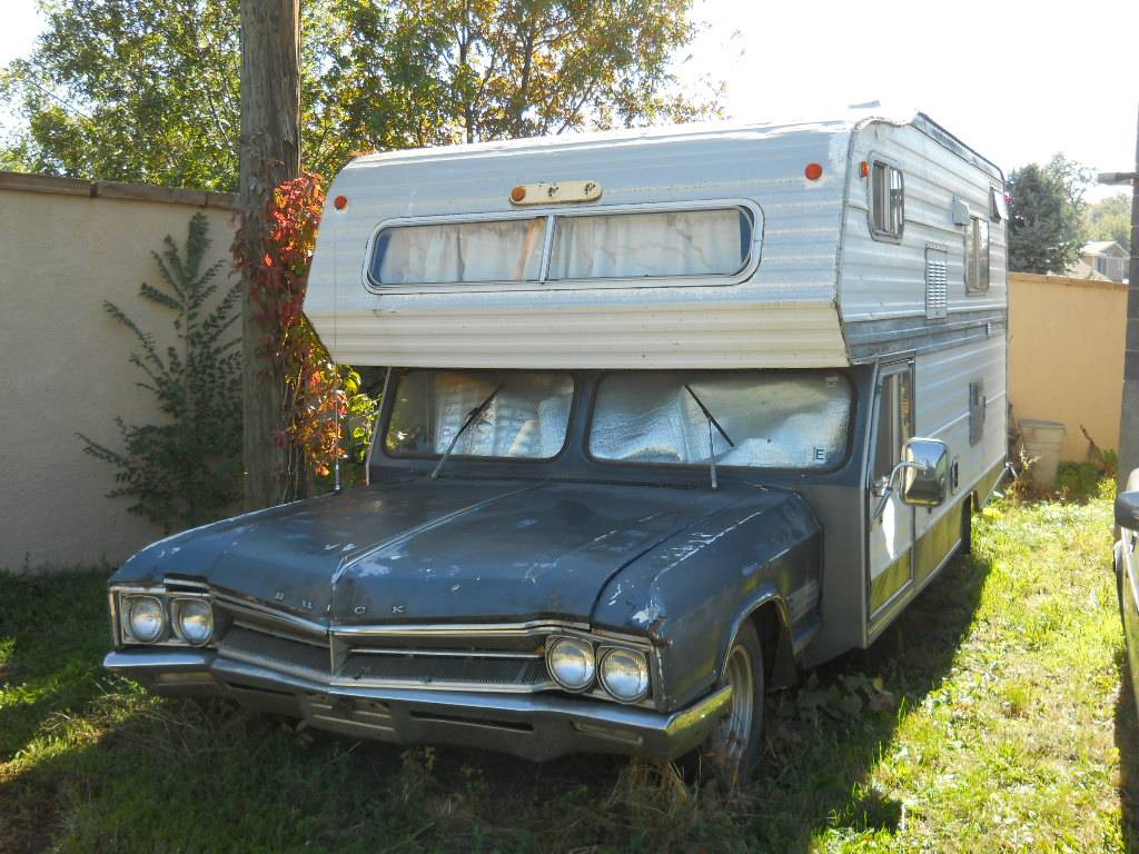 (first posted 10/18/2018)         Perusing Craigslist as I am wont to do, I was stopped in my virtual tracks by this offering and figured it had to be [&hellip;]
