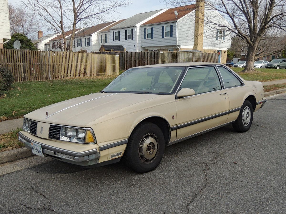 (first posted 10/25/2018)         Oldsmobile sold nearly one million cars annually during the 1980s, but trouble loomed beneath the surface of those hearty sales.  The Olds division was [&hellip;]
