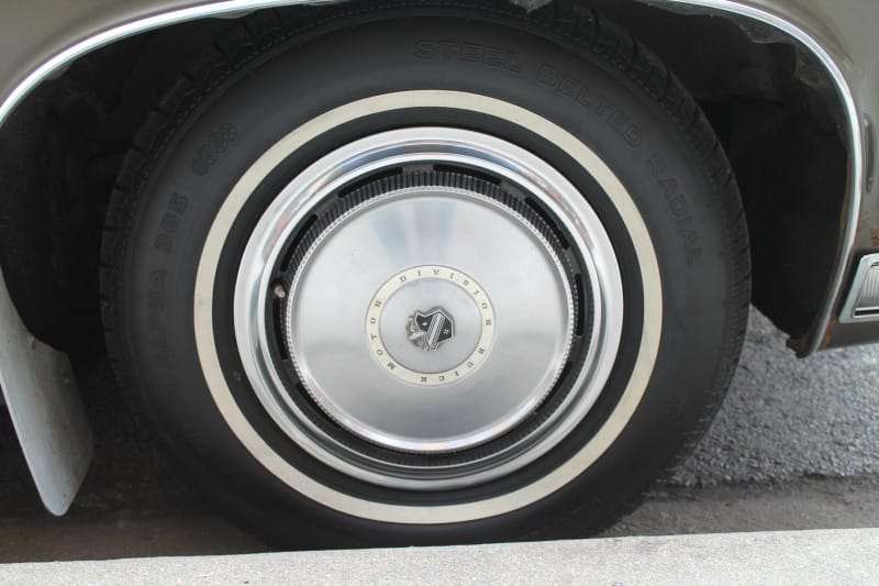 Curbside Classic: 1973 Buick Electra 225 – Living Room 9 019 1973 Buick Electra 225 CC