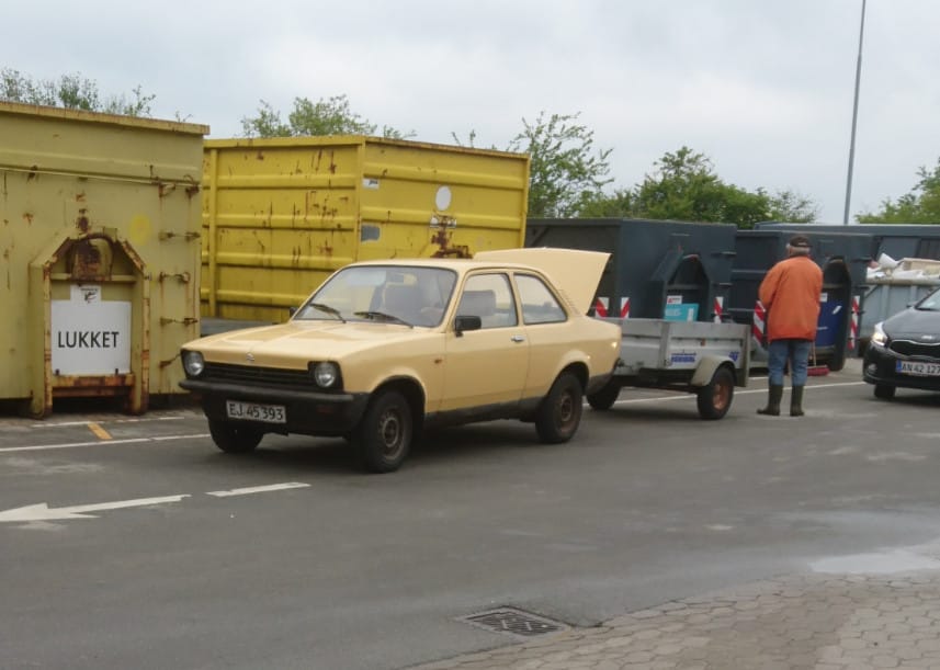 posted at the Cohort by Martin Klitgaard Given that my old truck spends a lot of time at the Sanitation Dept. Transfer Station, and that I often meet other old [&hellip;]