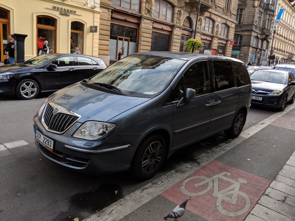 2002-10 Lancia Phedra & 2011-15 Lancia Voyager – A European Town & Country And An Actual Town & Country 5 lancia phedra 2