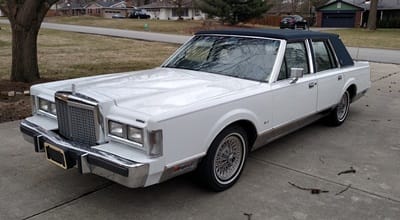 I love Lincolns.  I hate Lincolns.  Which Lincolns fall into which category is the stuff for which a website like CC was made.  In which of those two barrels may [&hellip;]