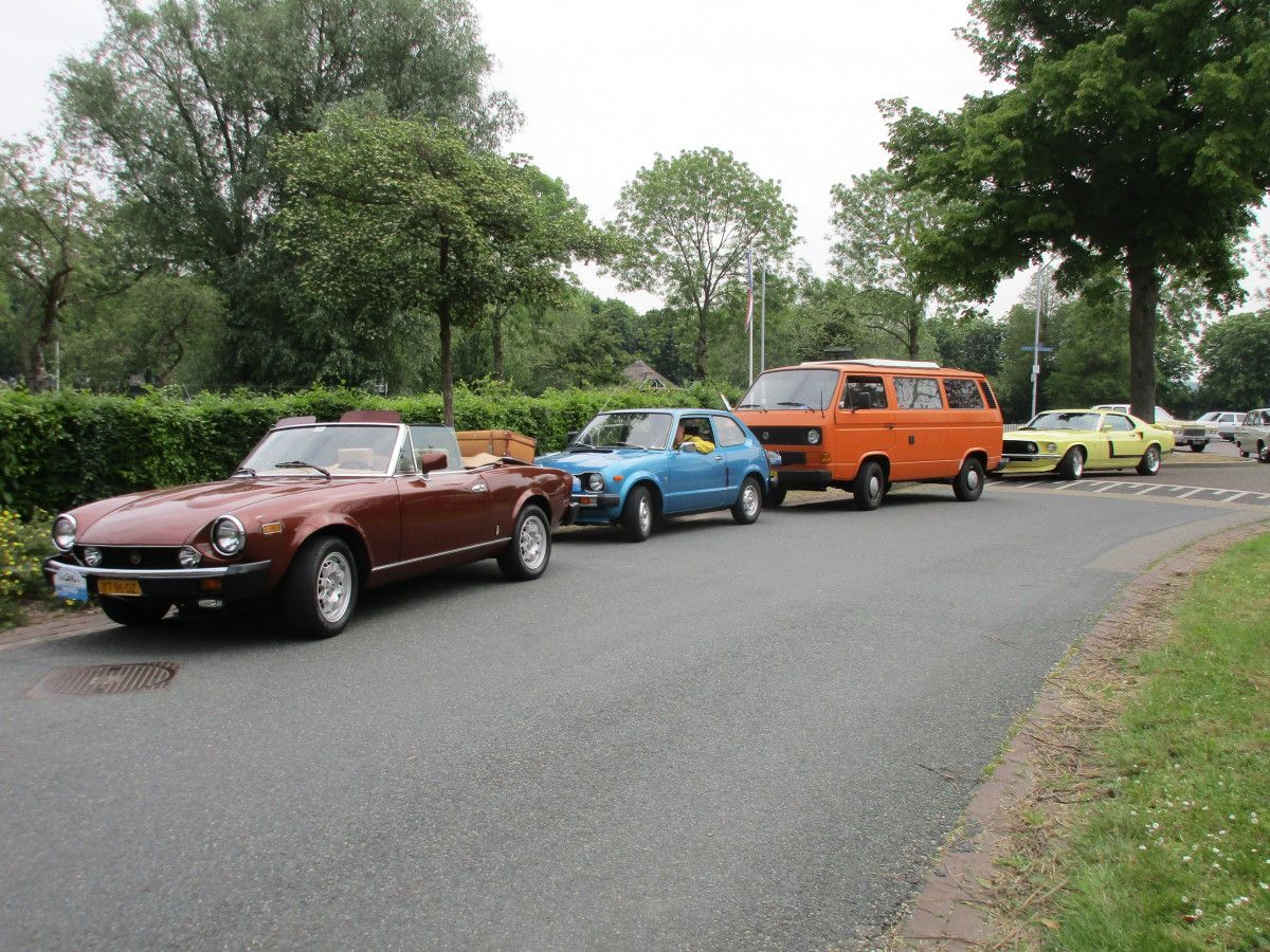 When I was taking pictures at the starting point of the 2019 tour, I ran into an old acquaintance. And when we were done, most cars were gone. Well, you [&hellip;]