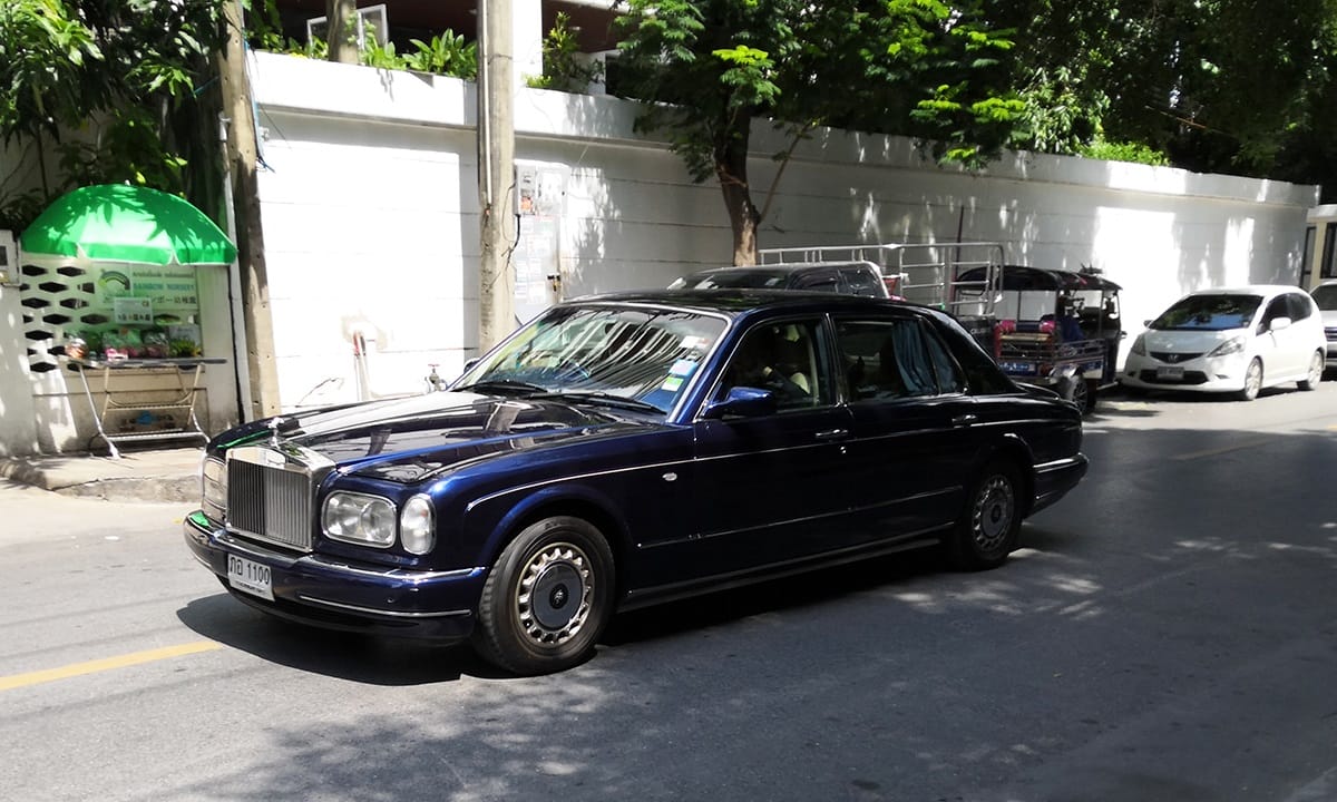 T87’s been a bit busy of late, but hasn’t given up on CC. My last post here featured this Rolls, which I had managed to capture only three photos of [&hellip;]