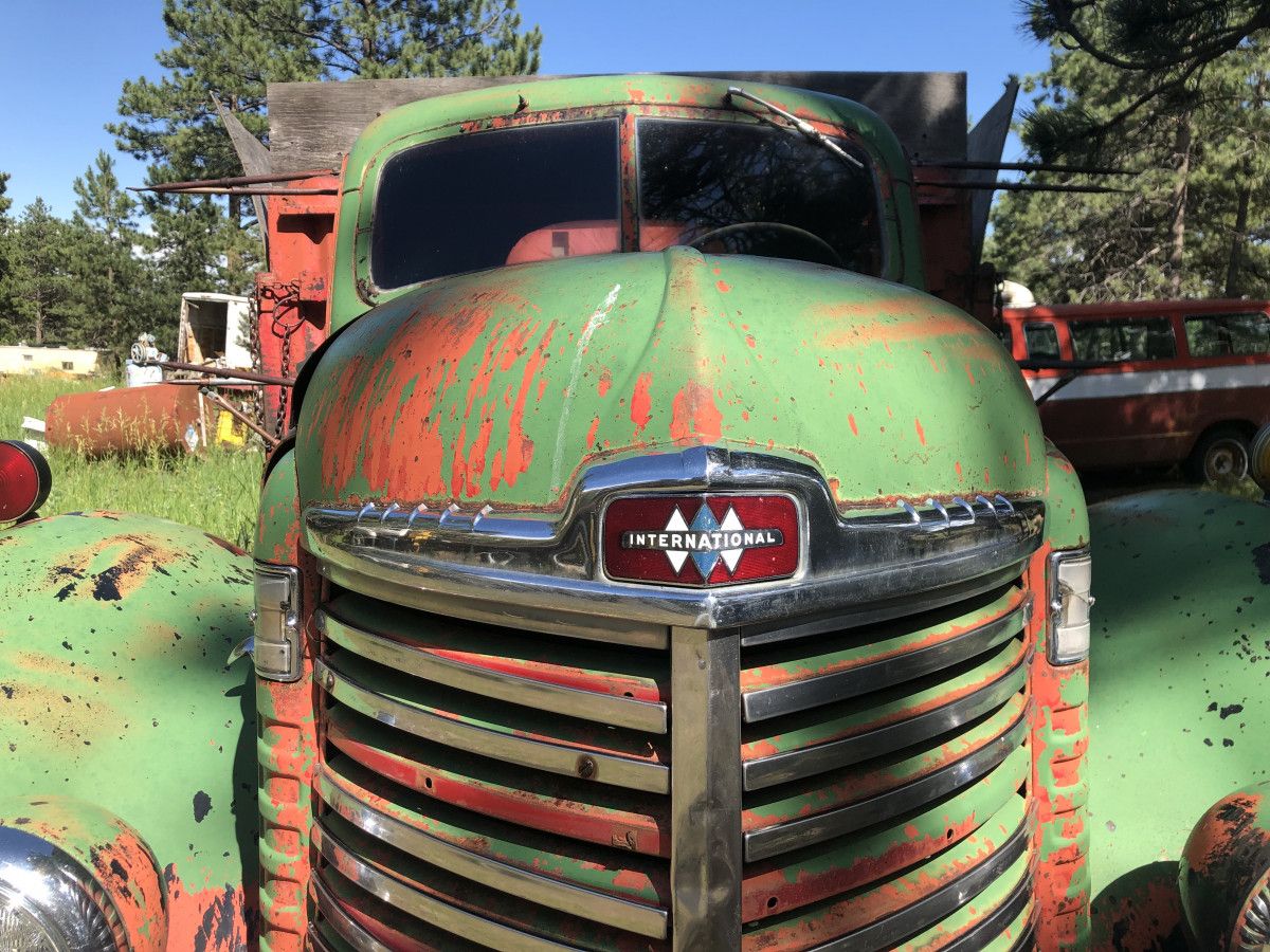 How can one possibly resist the allure of this gorgeous truck?  I laid eyes on it a few weeks ago, or, better yet, it laid eyes on me and just [&hellip;]