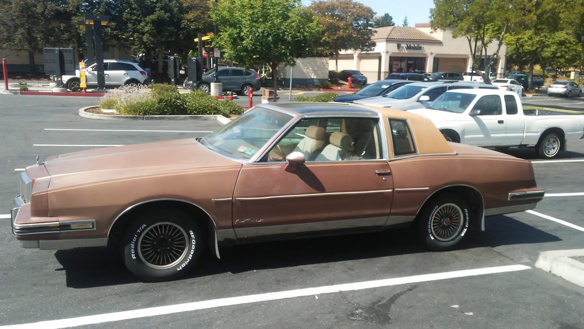 1986 Pontiac Grand Prix At The Parking Lot - Rare One Owner Survivor 7 20190721 104425