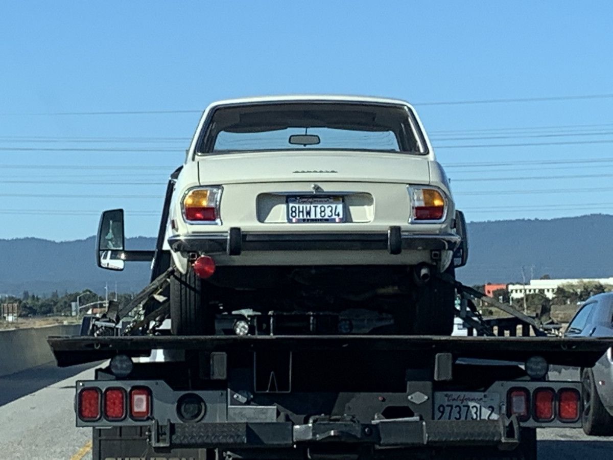 Alright, let’s not jump to conclusions, it’s on a flatbed but that doesn’t necessarily mean it needs anything.  Ian Kennedy saw this wonderful sight in the San Francisco area and [&hellip;]