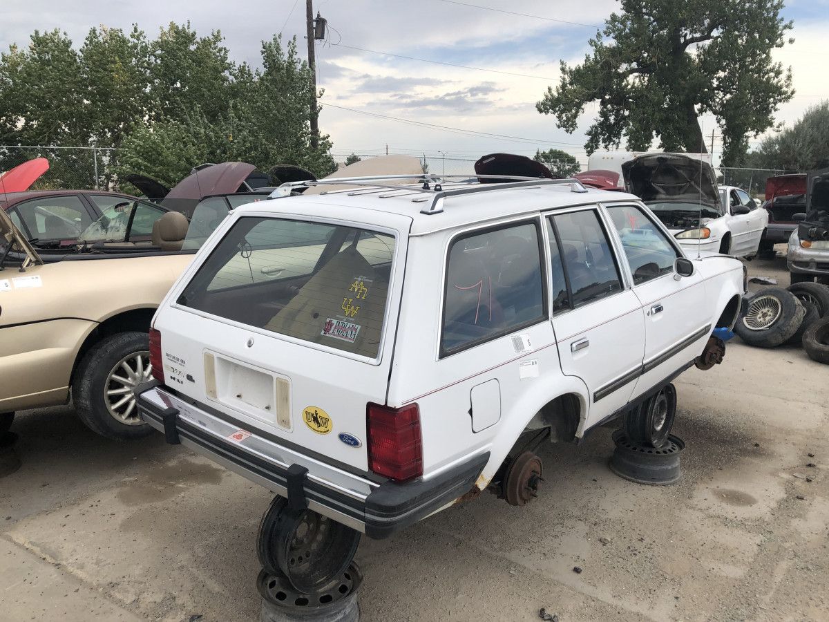 Ah, the Escort.  Player on the world stage.  Ready for anything.  But at the end of the night, left alone here in the yard.  Ford made a splash with the [&hellip;]