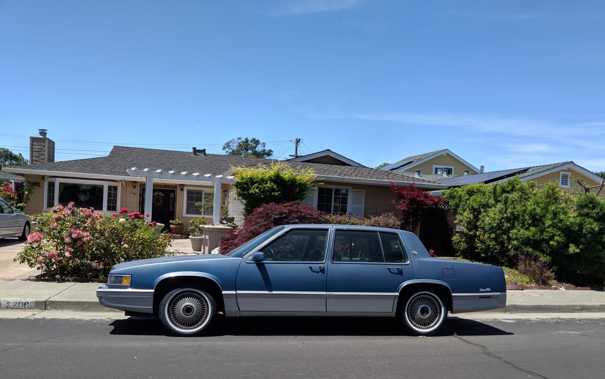1994–1999 Cadillac DeVille: How To Lose Friends And Alienate New People 2 1989 to 1993 cadillac sedan de ville side 2