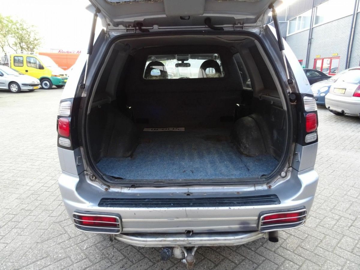 2004 Mitsubishi Pajero Sport 2.5 TD GLS – Forget Sport, It's All About Utility 6 pajero sport4