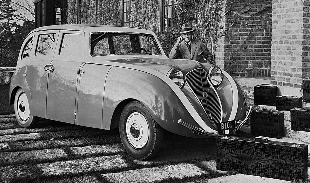 Pontoon Fenders: An Archeology (1920-1945) 37 1933 Volvo Venus Bilo Concept