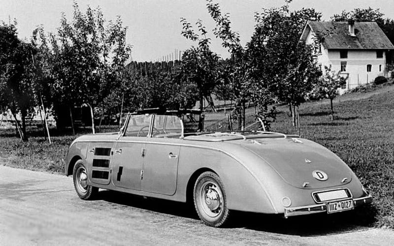 Pontoon Fenders: An Archeology (1920-1945) 33 1938 MAYBACH TypSW38