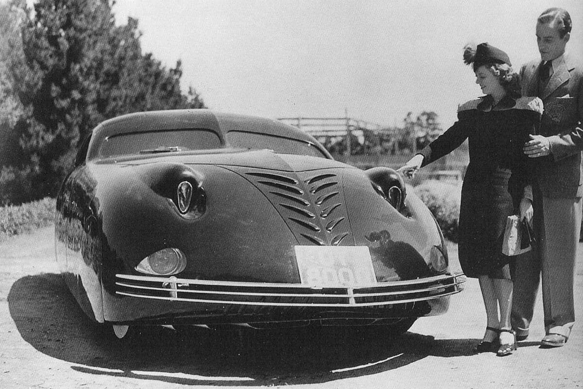 Pontoon Fenders: An Archeology (1920-1945) 44 1938 Phantom Corsair