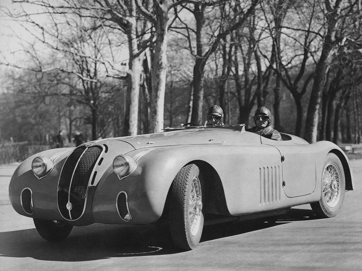Pontoon Fenders: An Archeology (1920-1945) 59 1940 alfa romeo 6c 2500 ss ala spessa touring