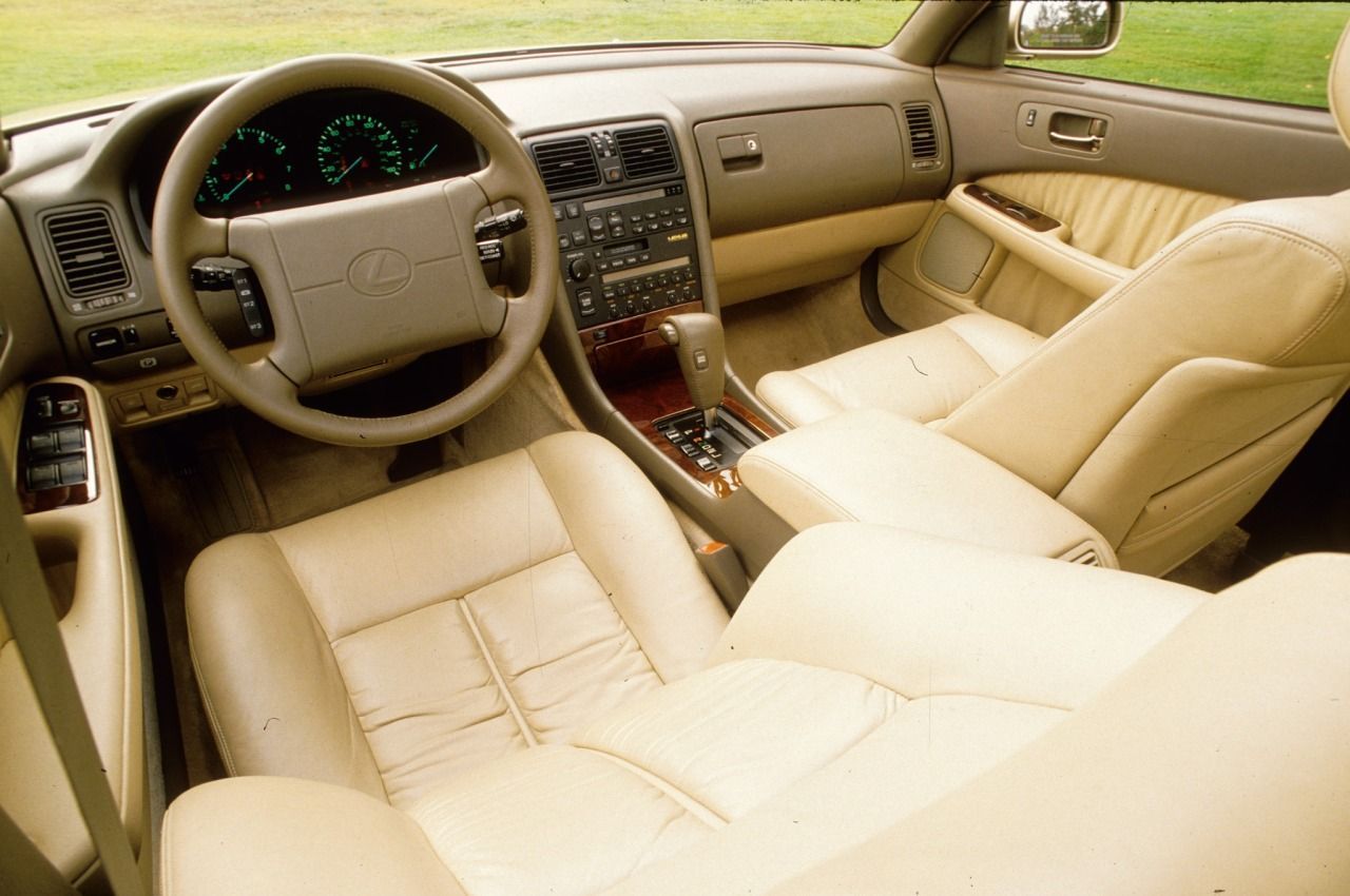 1992 LS 400 interior 1