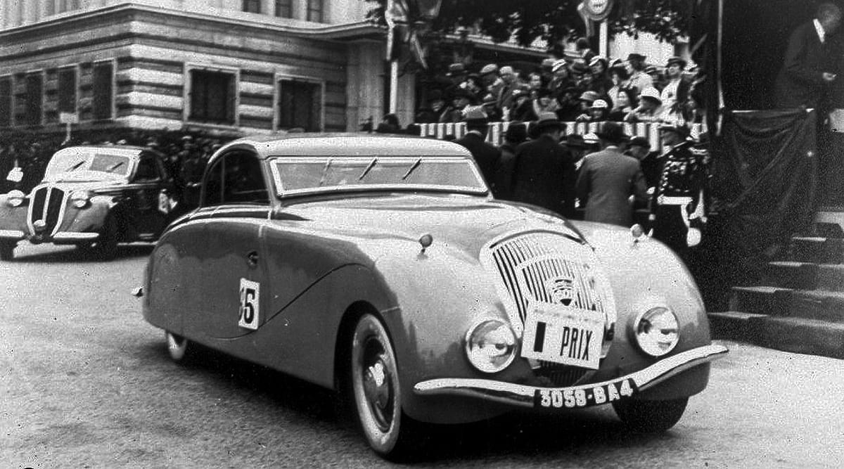 Pontoon Fenders: An Archeology (1920-1945) 38 peugeot 601 pourtout