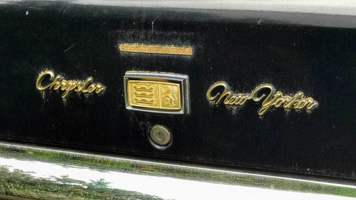 Curbside Find: 1966 Chrysler New Yorker -- Peak Chrysler 8 IMG 6593