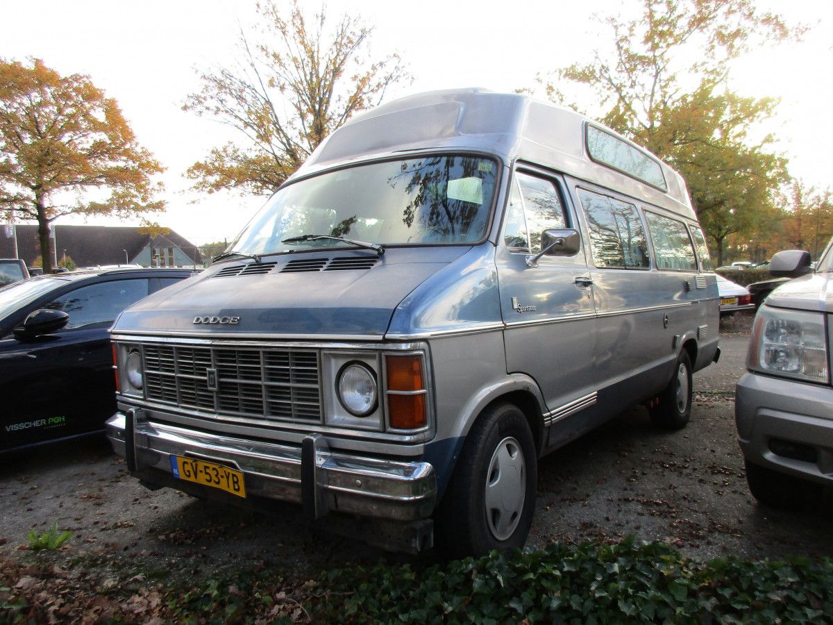 Last November, I walked by this long ‘n tall Dodge B-Series camper van. It’s based on the Sportsman Maxiwagon, so with the long wheelbase (127”) and extended rear overhang. Furthermore, [&hellip;]