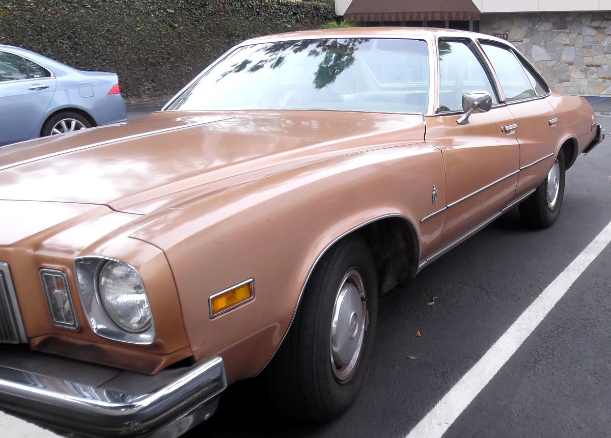1975 Buick Century Regal: Rare Colonnade 4-Door Survivor 10 Image 9