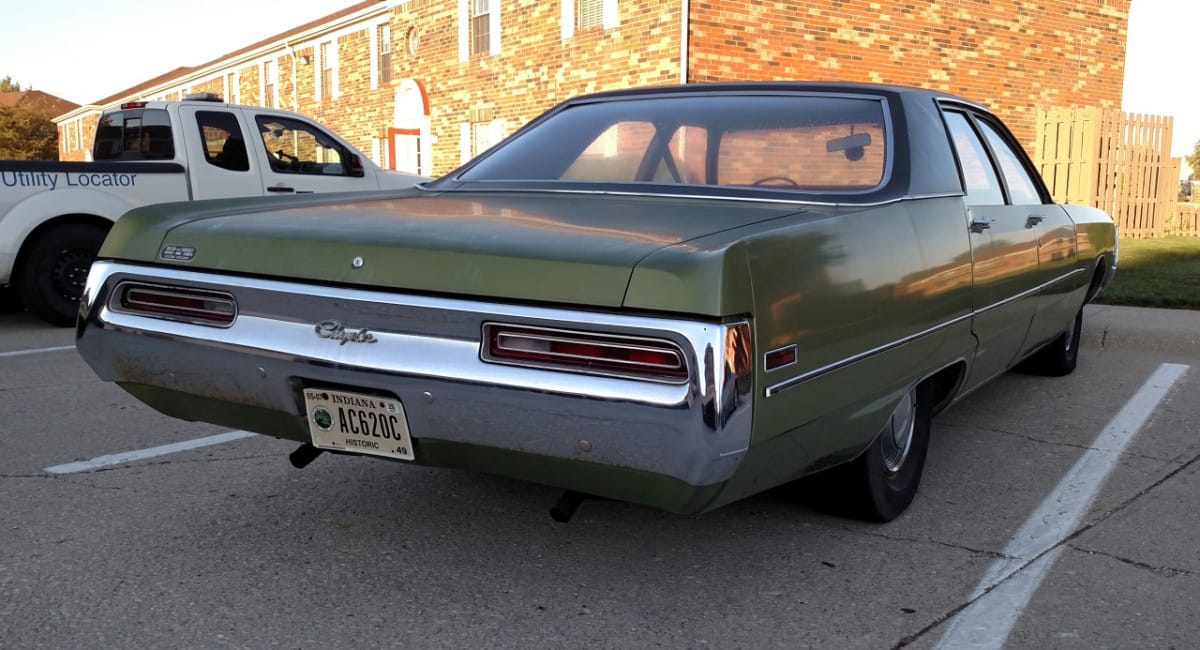 1971 Chrysler Newport Royal: Chrysler's Deadly Sin #6, The Underachieving Fuselage Years 22 1971 Chrysler Newport Royal 11